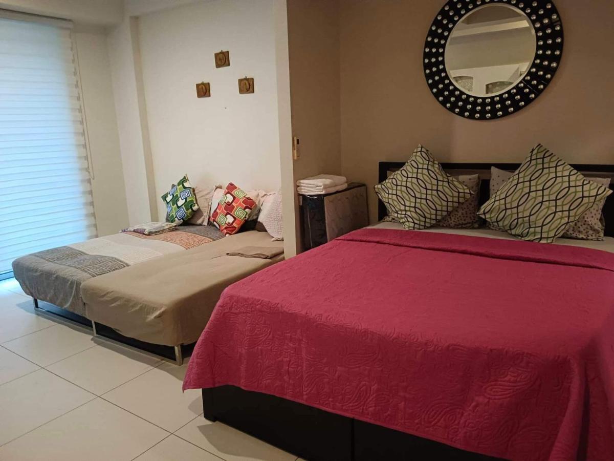 Pico Beach Front Condo Nasugbu Exterior photo