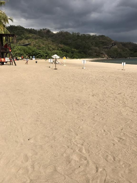 Pico Beach Front Condo Nasugbu Exterior photo